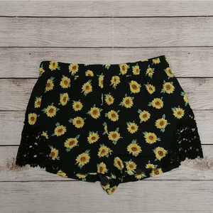 Forever 21 Black Sunflower Shorts‎